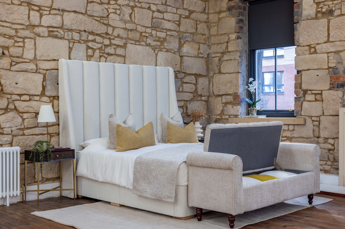 Charlie Chaise Ottoman