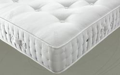 Natura 3,500 pocket spring mattress (Extra Firm) in US bed sizes